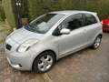 Toyota Yaris 1.4 Turbo D4D SOL CLIMATISATION GPS PDC Gris - thumbnail 3