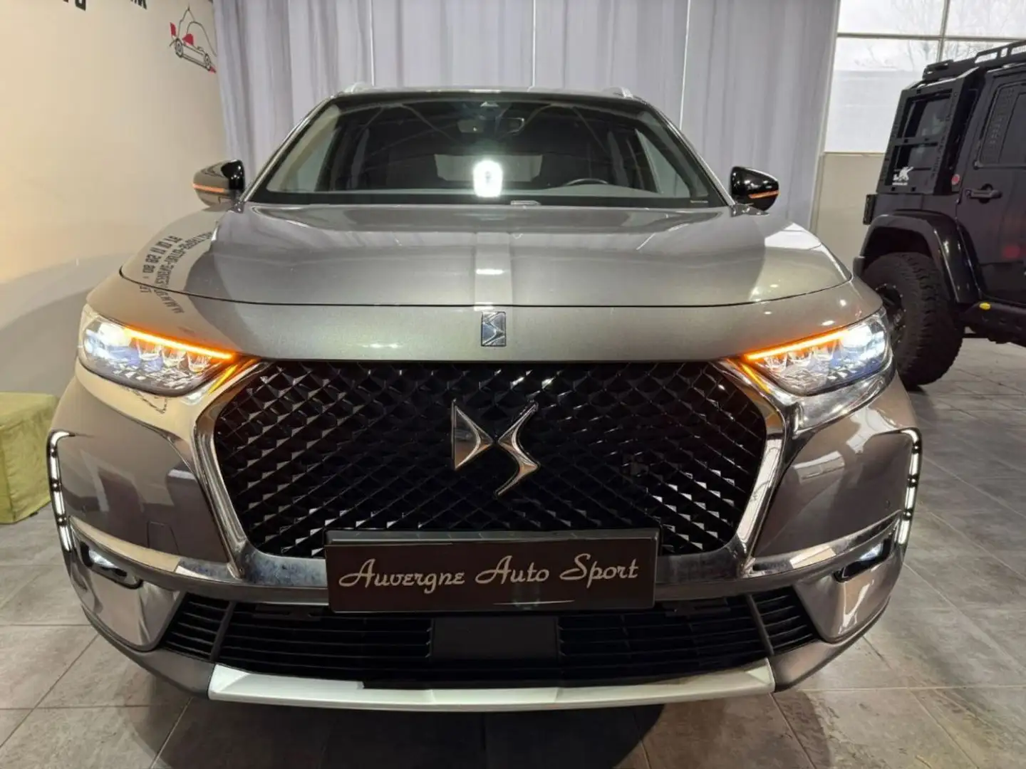 DS Automobiles DS 7 Crossback DS7 BLUEHDI 130 EAT8 RIVOLI Gris - 2