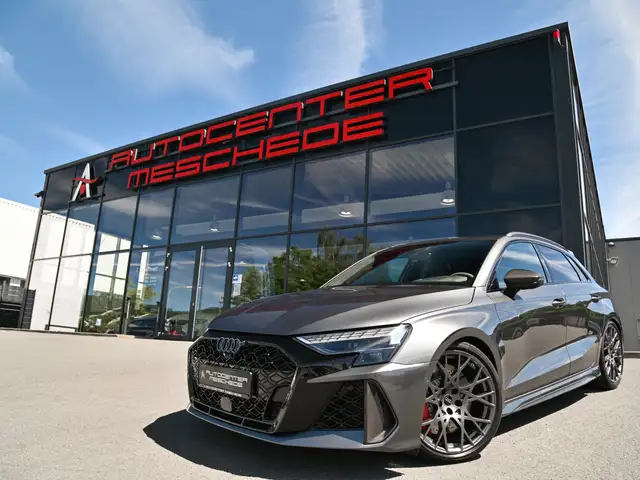 Audi RS3 main image