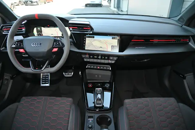 Audi RS3 view 10