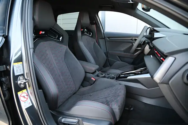 Audi RS3 view 13