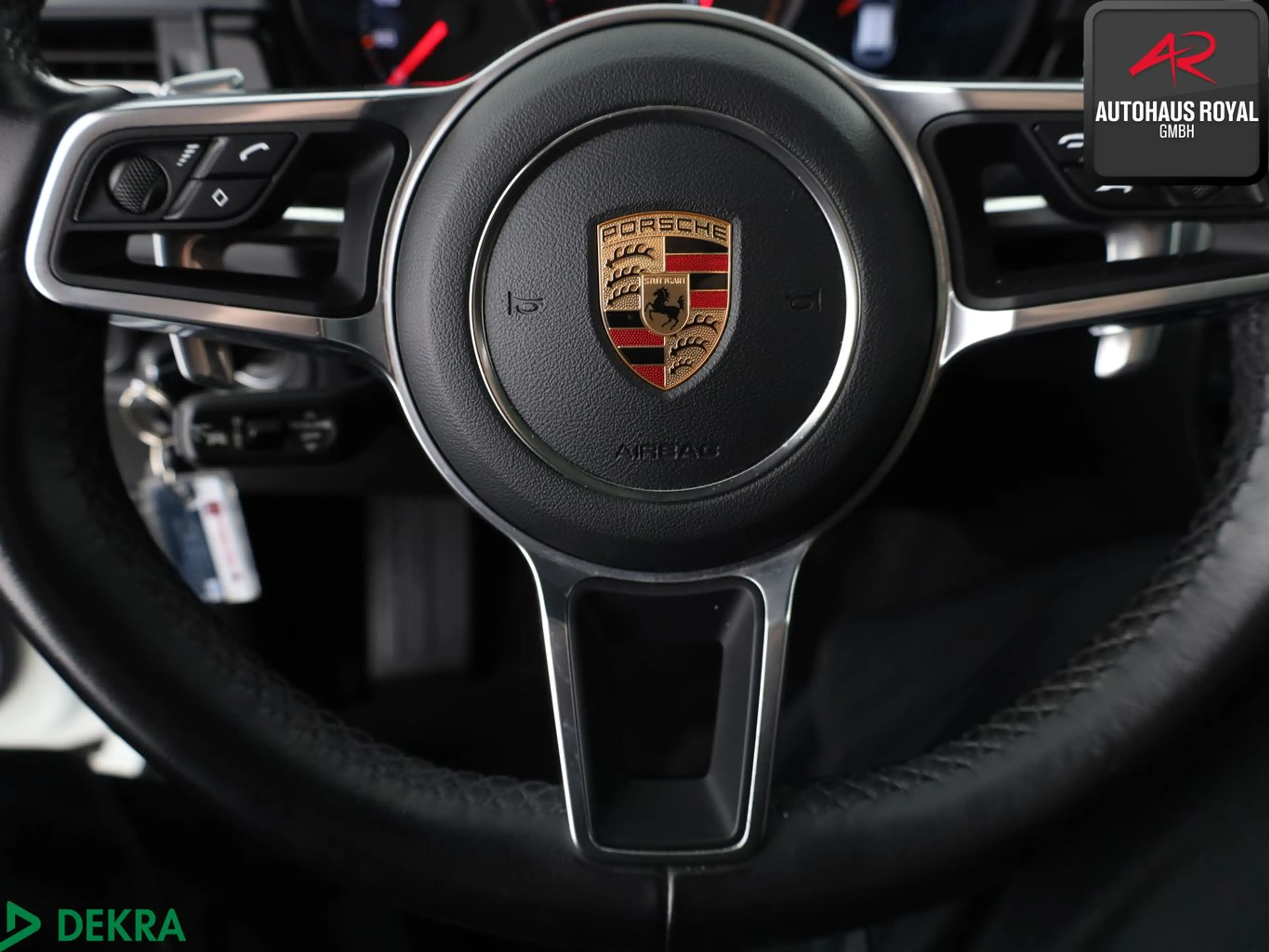 Porsche Macan SPORT-CHRONO LUFTFEDER,STANDHEIZ,MEMORY,SH — photo 13