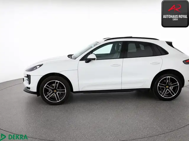 Porsche Macan view 2