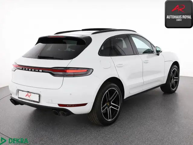 Porsche Macan view 5