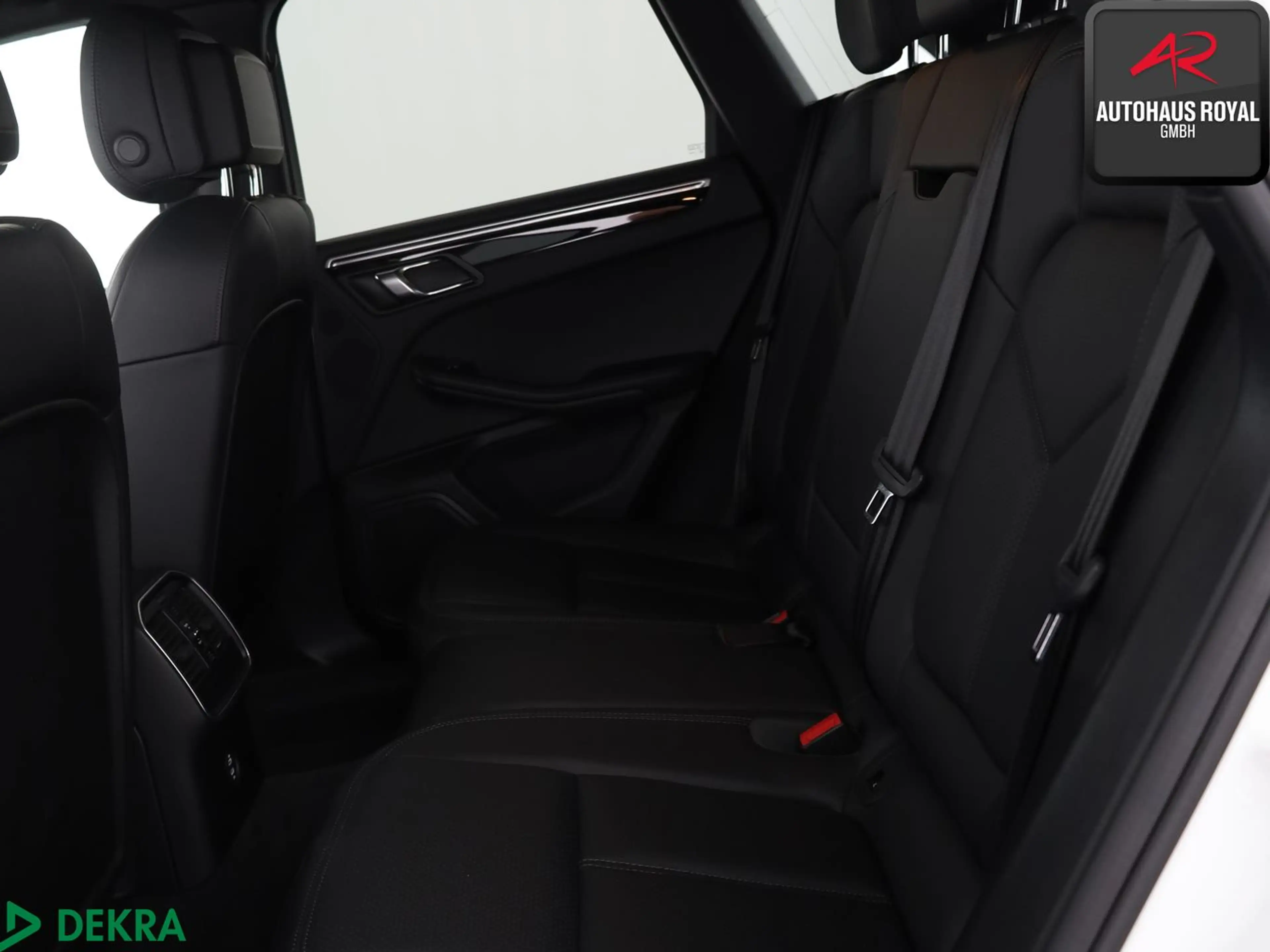 Porsche Macan SPORT-CHRONO LUFTFEDER,STANDHEIZ,MEMORY,SH — photo 11