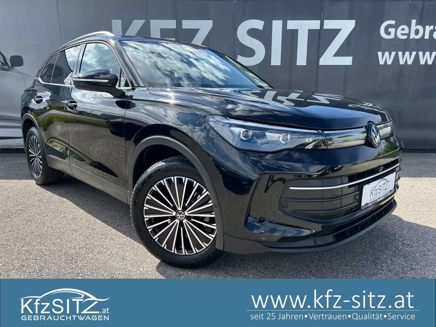 Volkswagen Tiguan 1.5 eTSI Goal| NP €51.700 Schwarz - 1