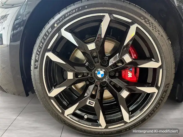 BMW 3 Series view 7