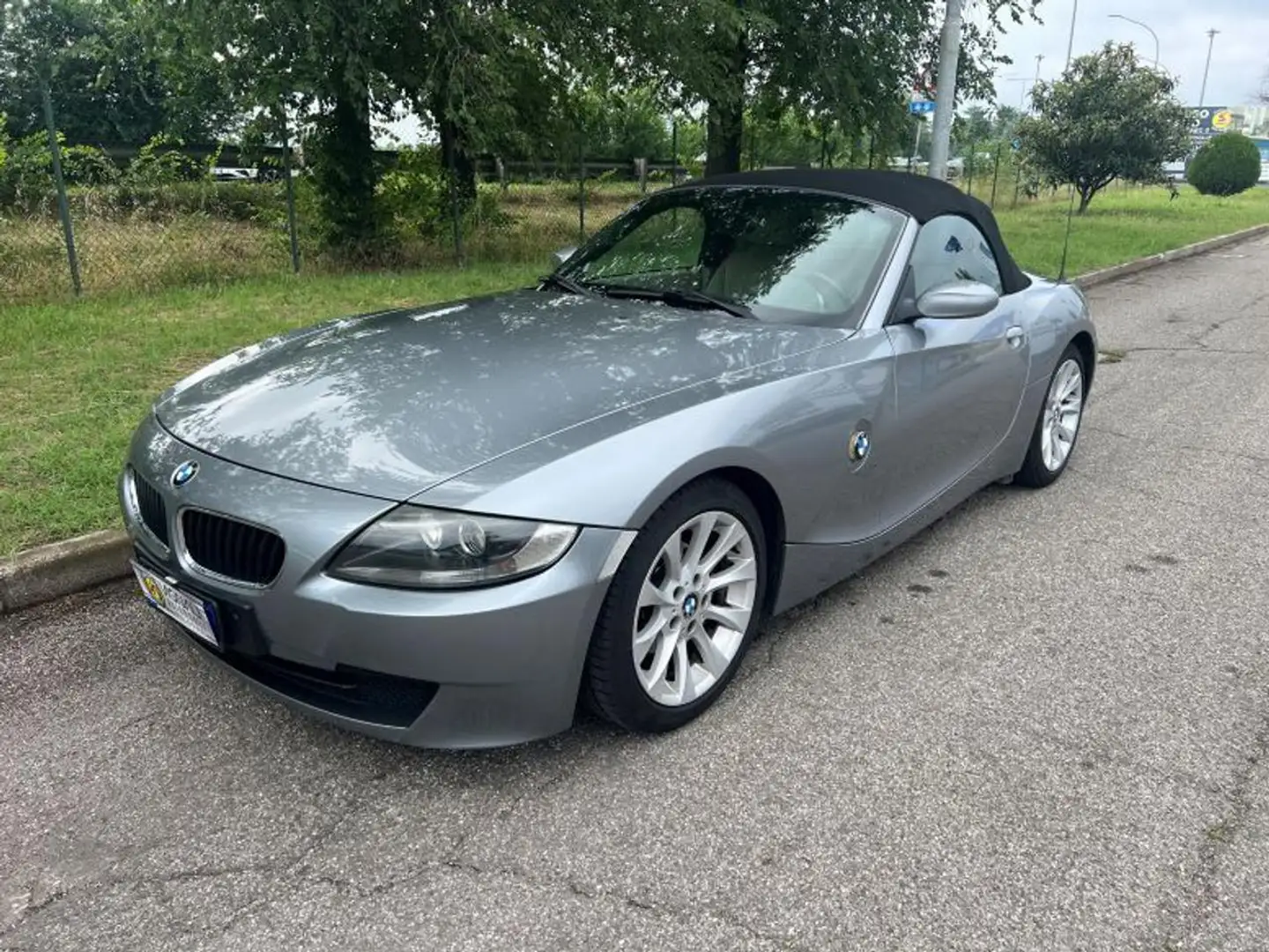 BMW Z4 2.0i cat Roadster Grijs - 1