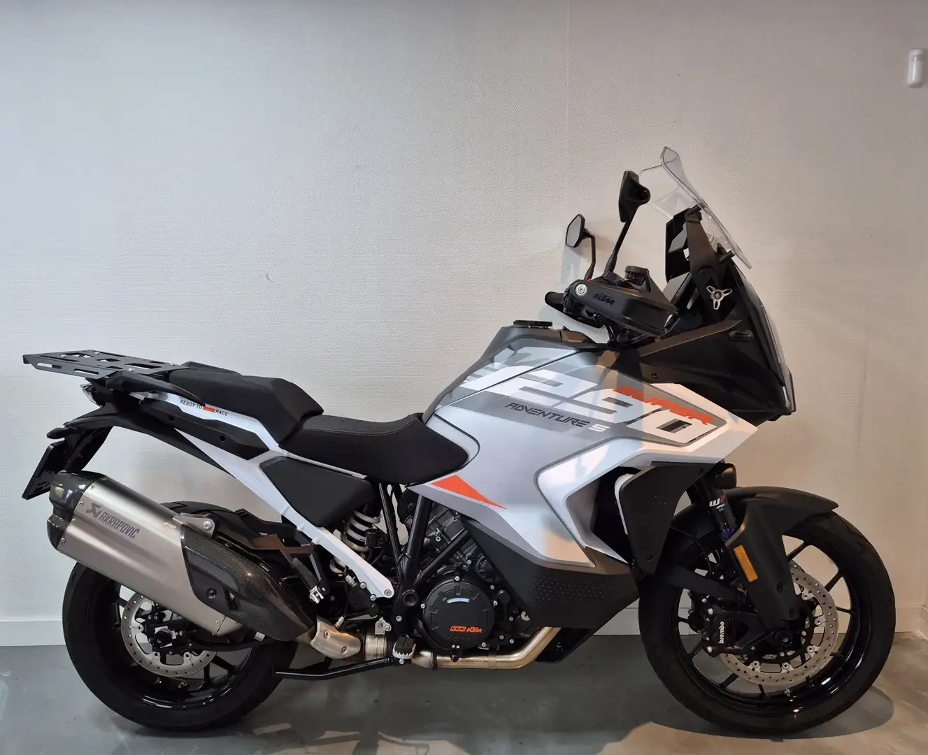 KTM 1290 Super Adventure S Akrapovic Wit - 1