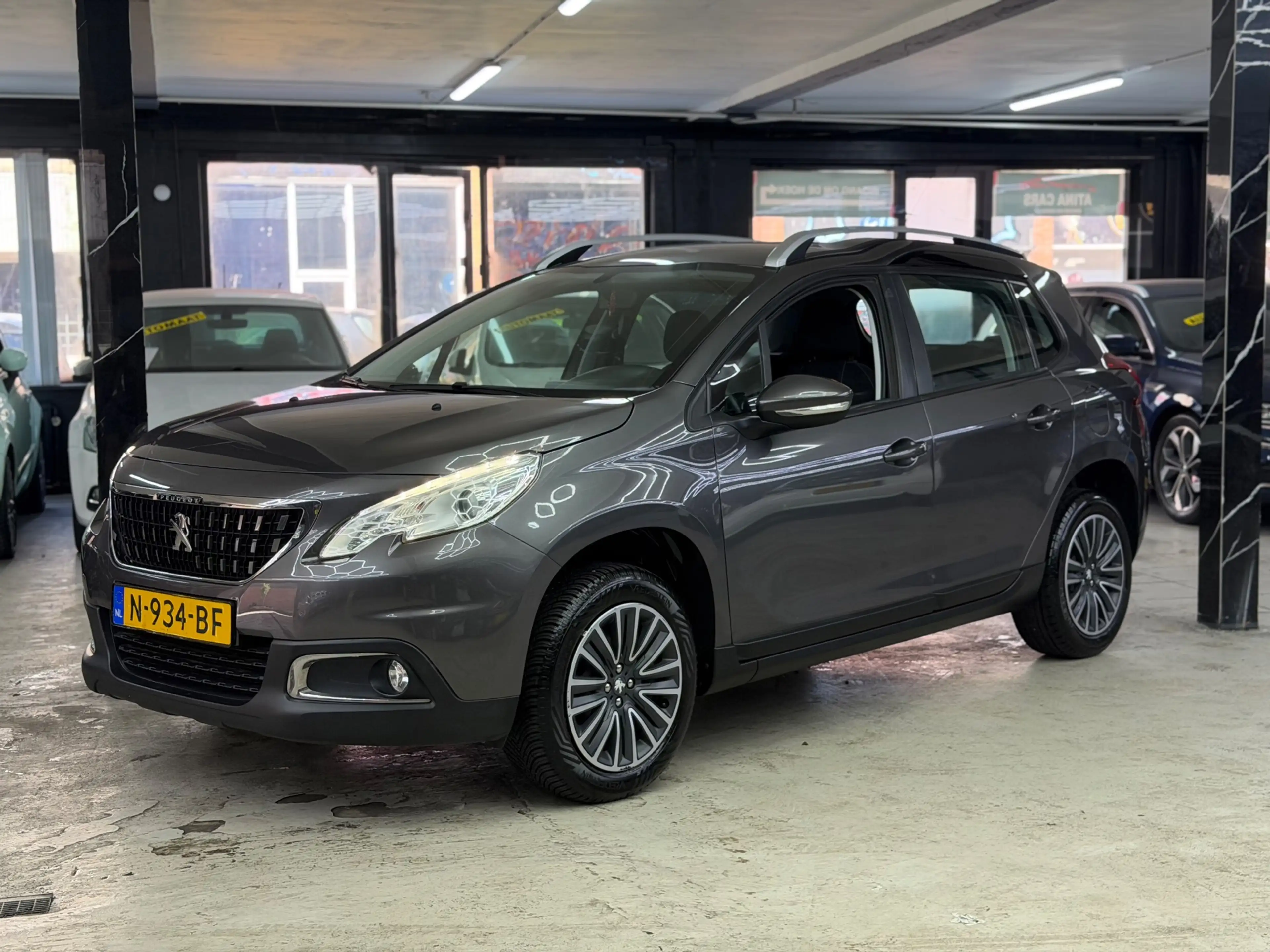 Peugeot 2008 1.2 PureTech Blue Lion Navi | Airco | parkeersenso — photo 3