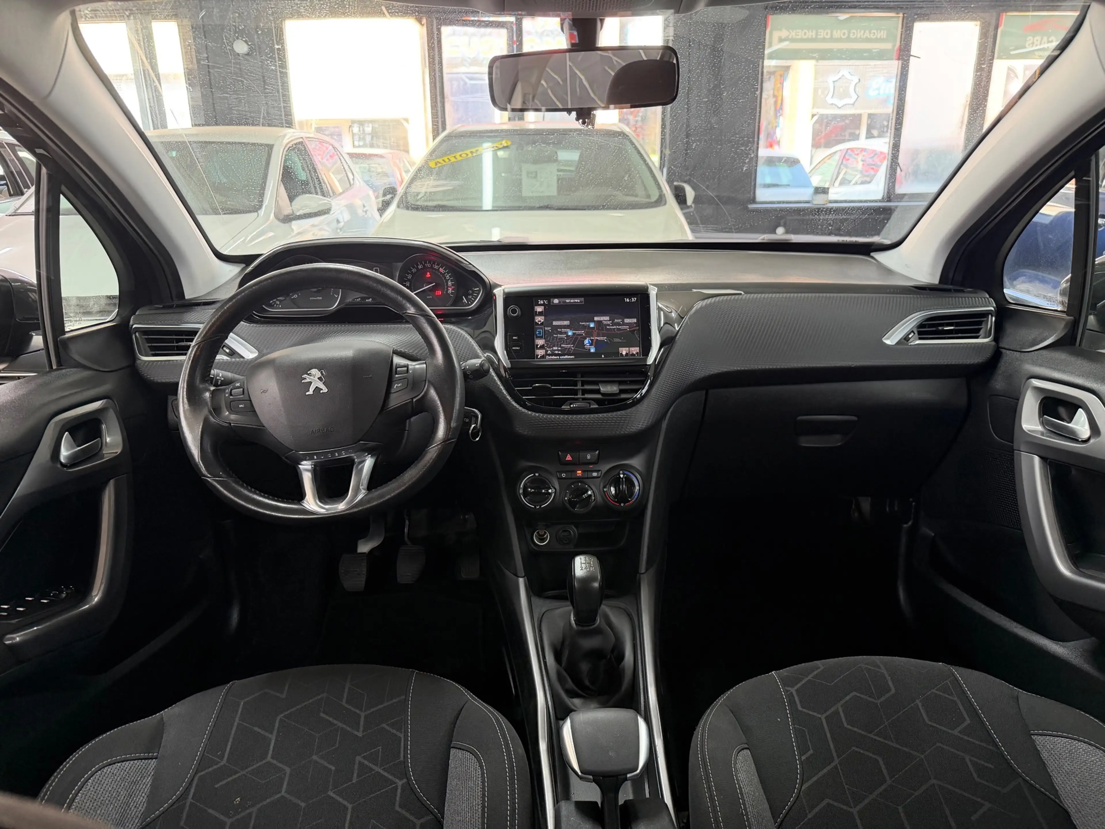 Peugeot 2008 1.2 PureTech Blue Lion Navi | Airco | parkeersenso — photo 2