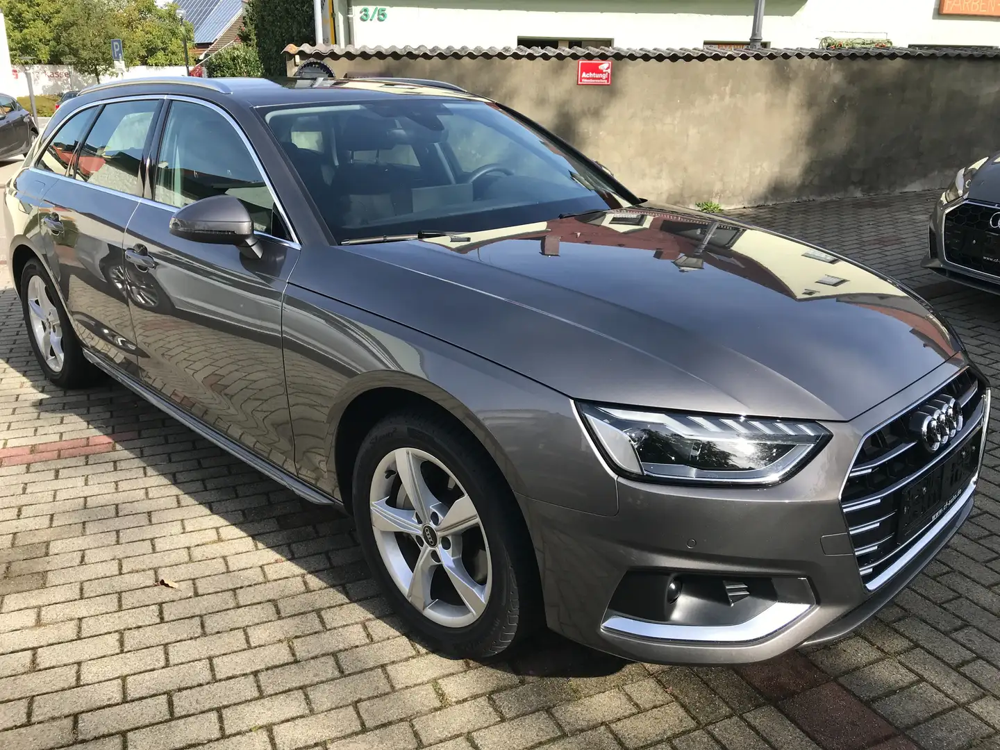 Audi A4 40 TFSI advanced S Tronic Navi Virtual ACC Grau - 2