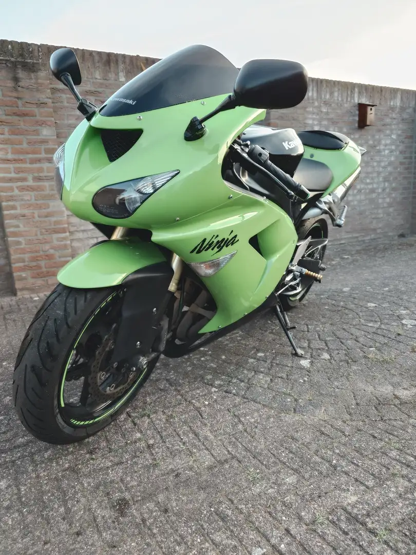 Kawasaki Ninja ZX-10R Зелений - 1