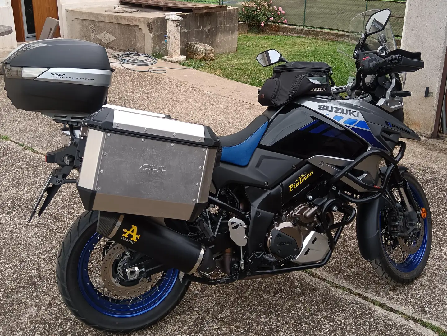 Suzuki V-Strom 1050DE Bleu - 1