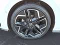 Volkswagen Golf R-Line 2,0 l TDI SCR Weiß - thumbnail 12