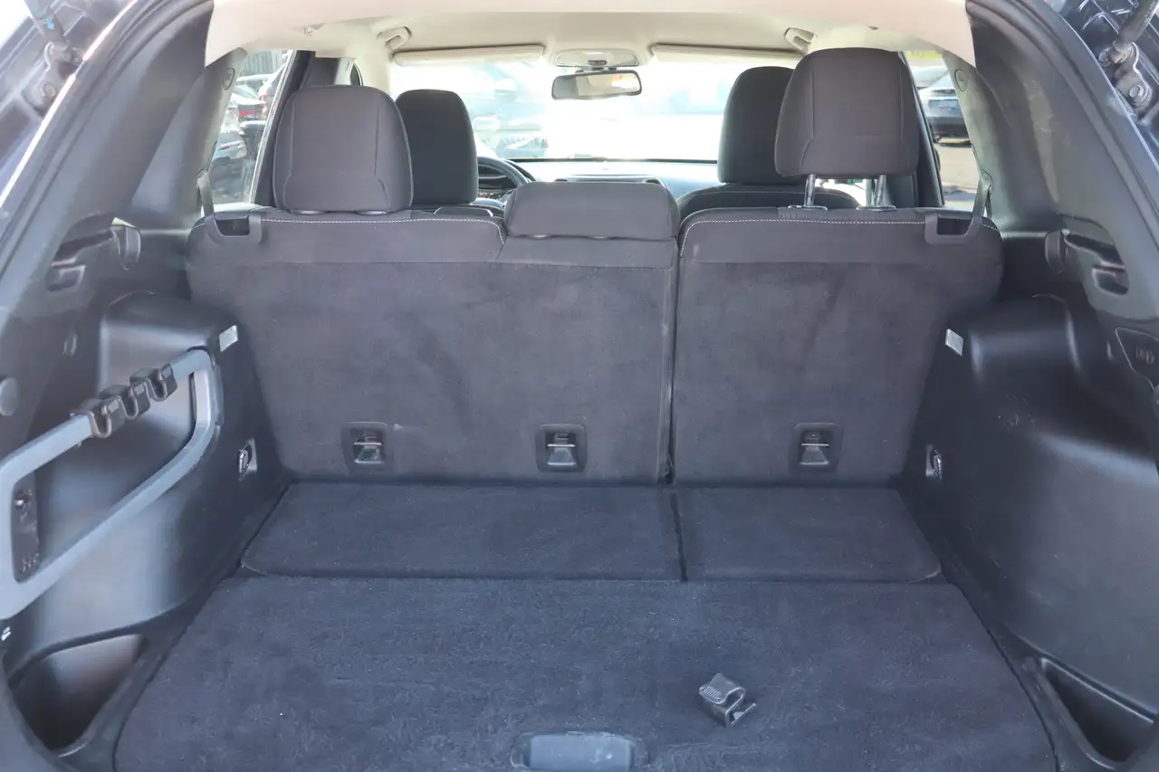 Jeep Cherokee снимка Jeep Cherokee