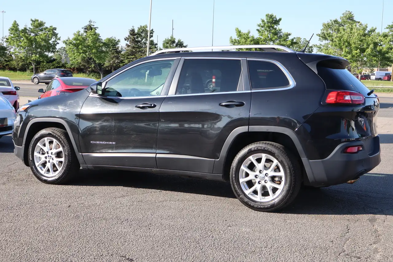 Jeep Cherokee снимка Jeep Cherokee