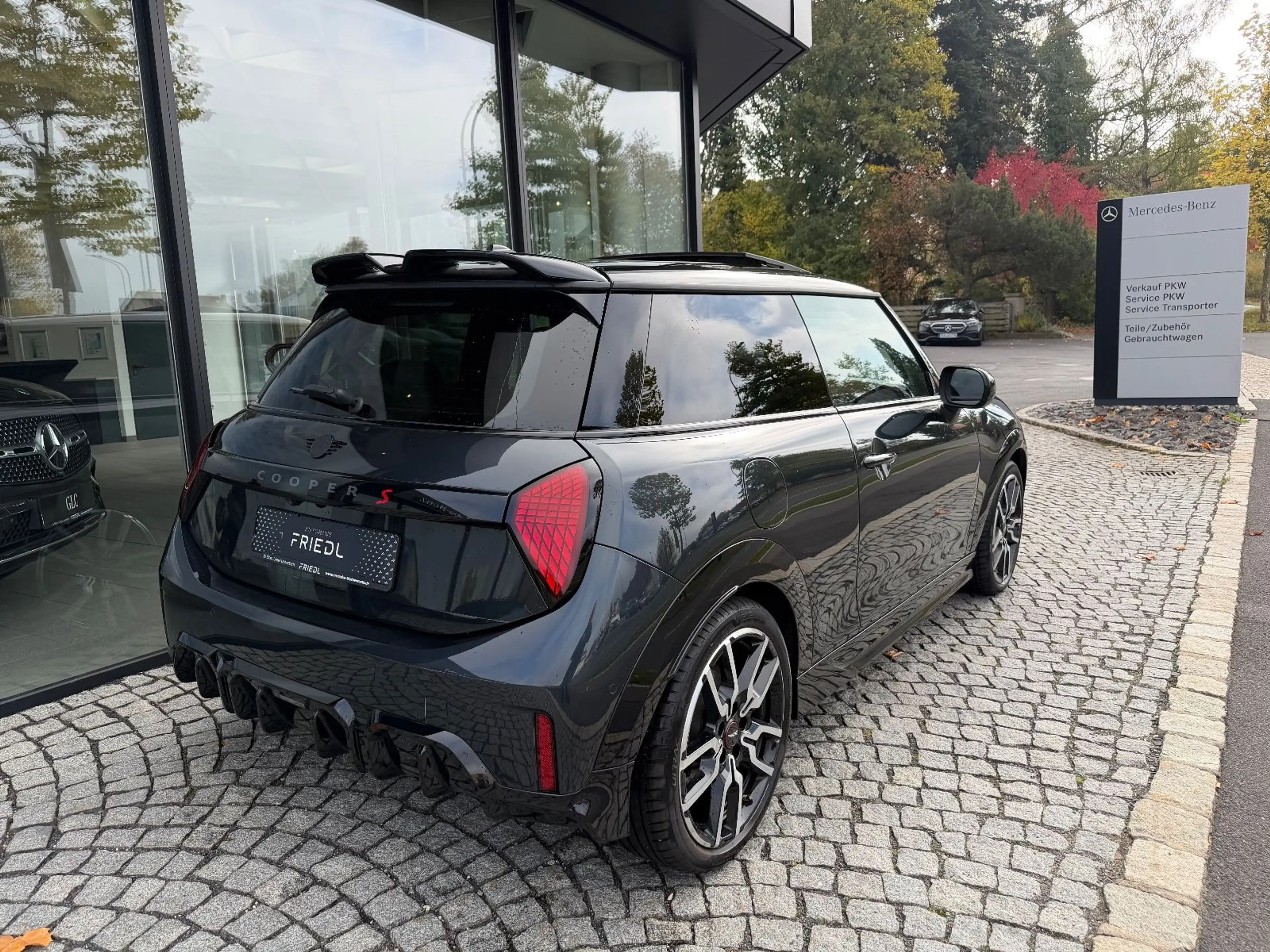 MINI Cooper S JCW - Trim, LED, Pano, HuD, DCC — photo 6