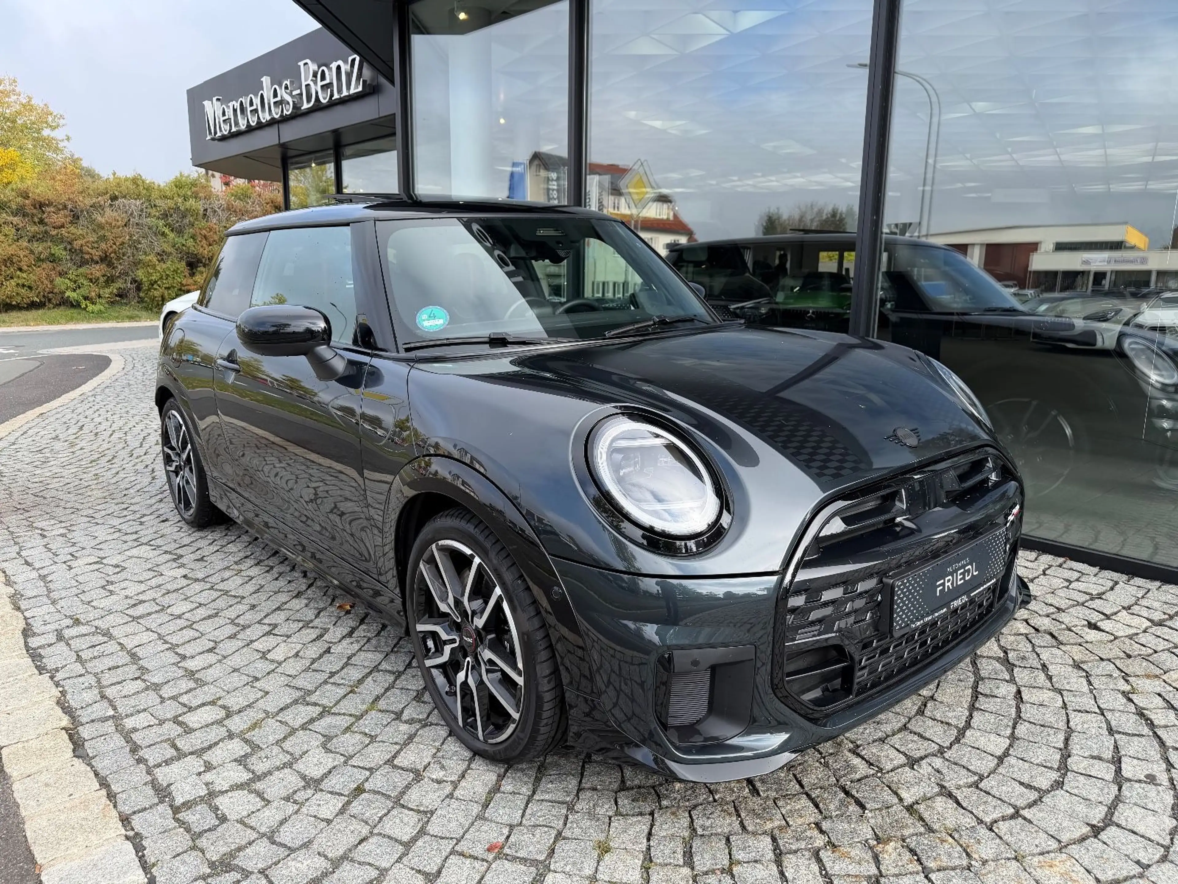MINI Cooper S JCW - Trim, LED, Pano, HuD, DCC — photo 4