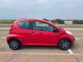 Peugeot 107 107 1.0e 12V 68ch BLUE LION Urban Rot - thumbnail 2