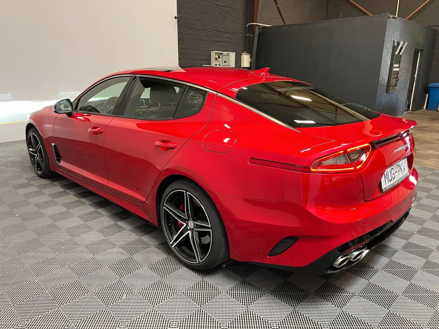Kia Stinger GT 4WD *Klappe-Pano-360°* Красный - 2