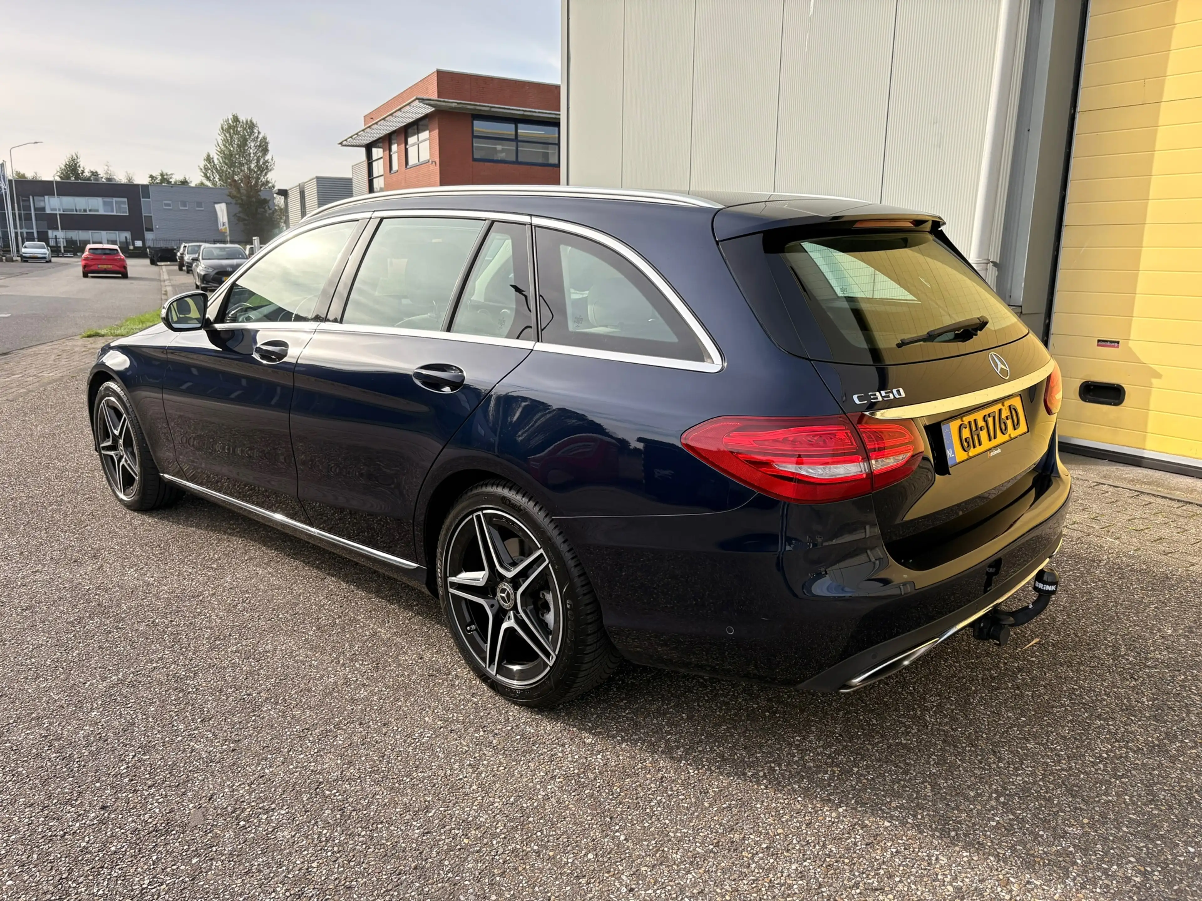Mercedes-Benz C 350 Estate e Lease Edition — photo 4