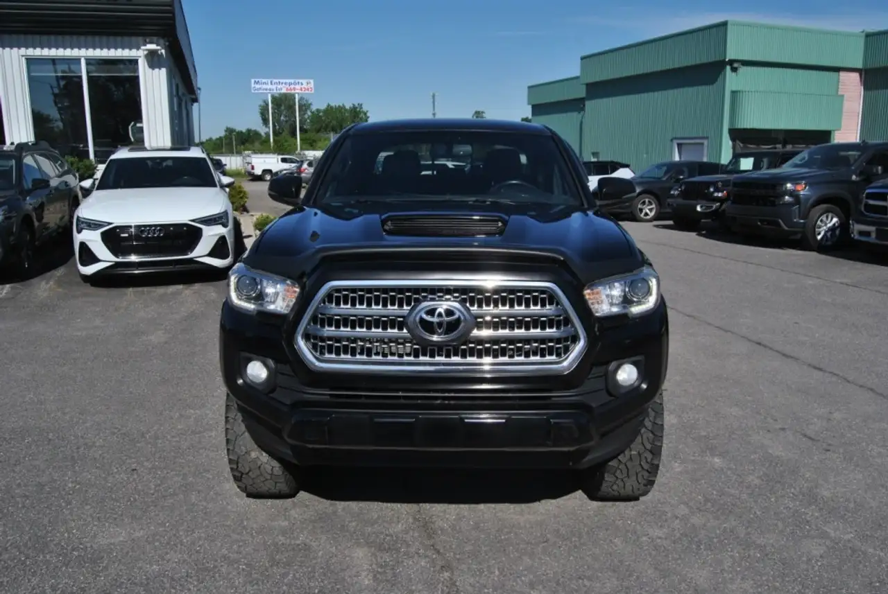 Toyota Tacoma снимка Toyota Tacoma