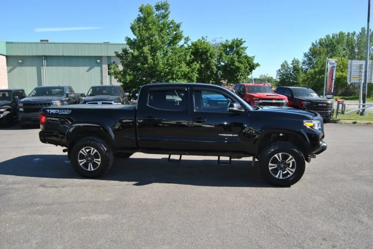 Toyota Tacoma снимка Toyota Tacoma