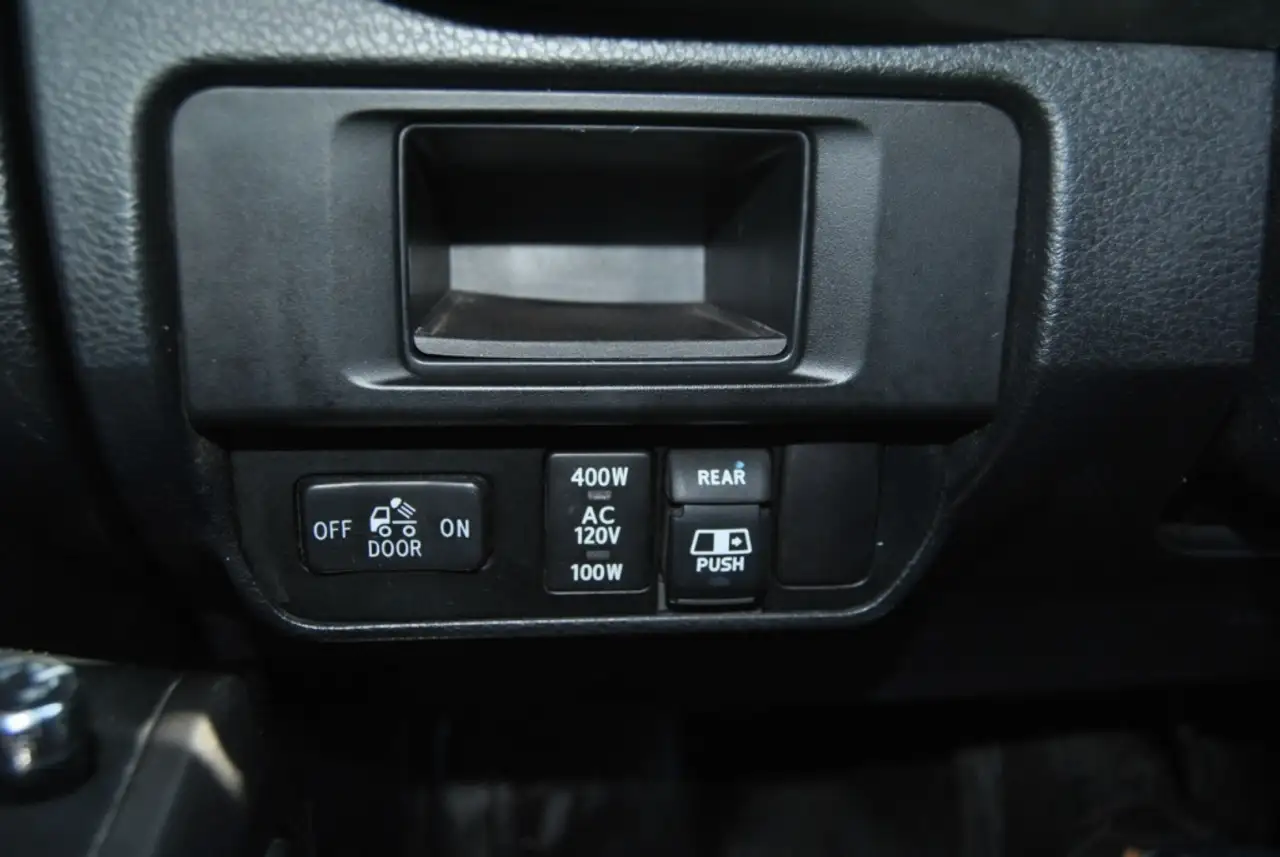 Toyota Tacoma снимка Toyota Tacoma