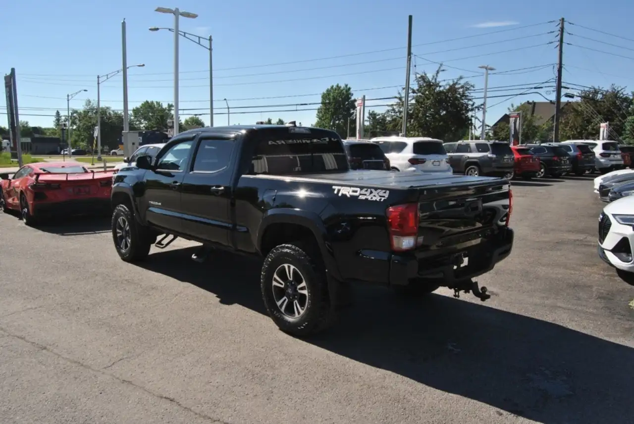 Toyota Tacoma снимка Toyota Tacoma