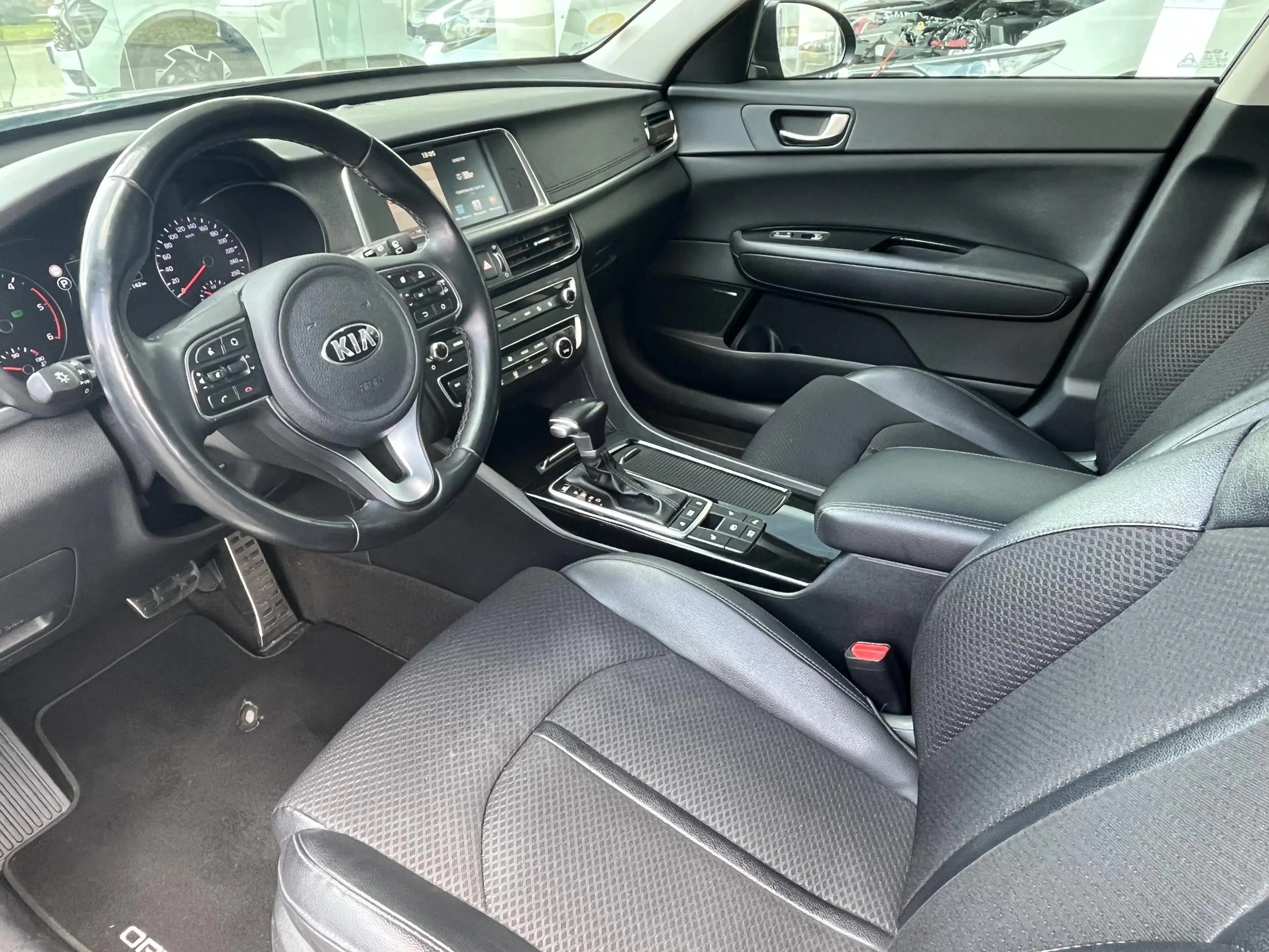 Kia Optima Sportswagon 1.7 CRDi DynamicLine Navigatie | Clima — photo 13