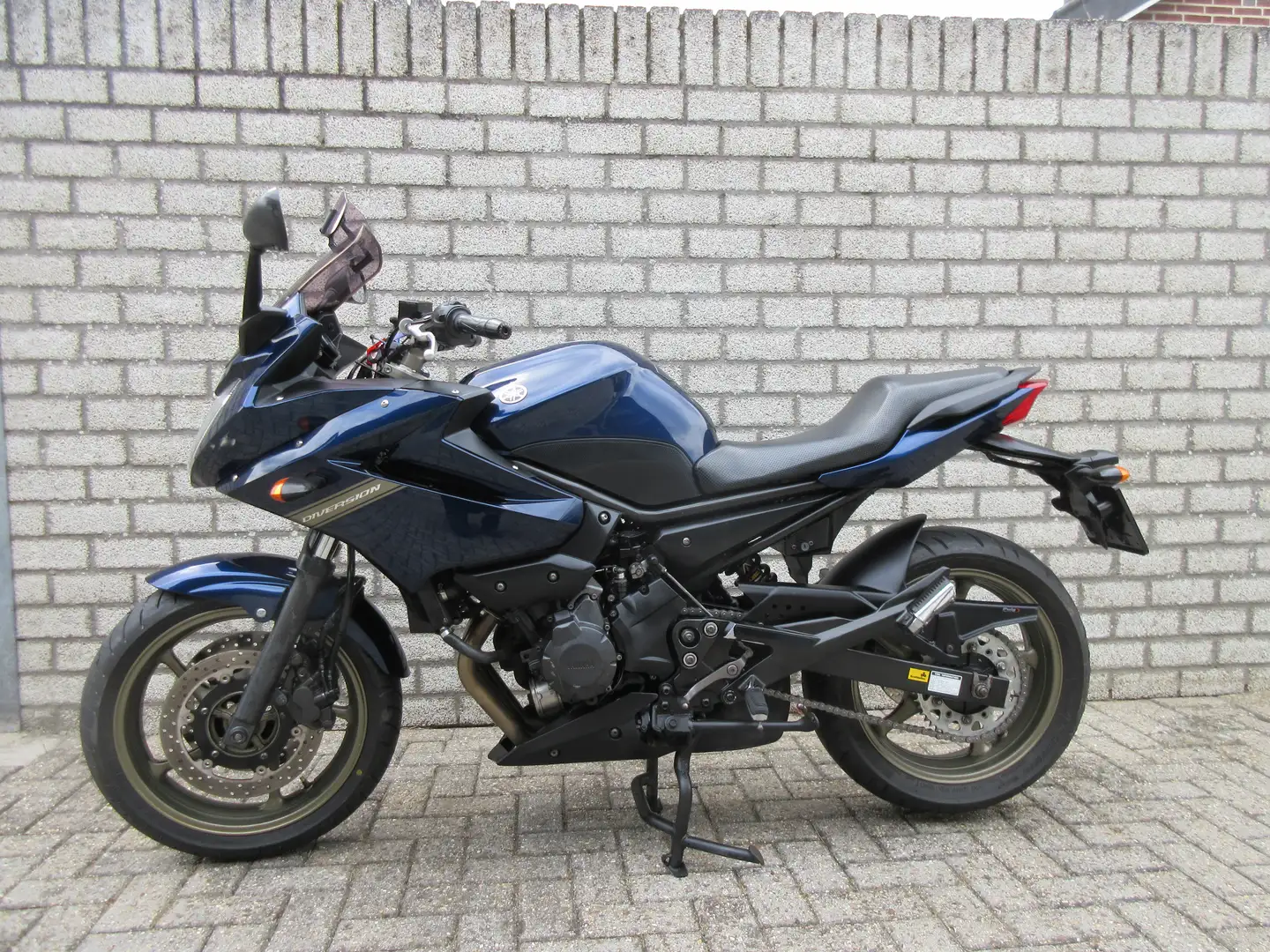Yamaha XJ 6 Bleu - 1