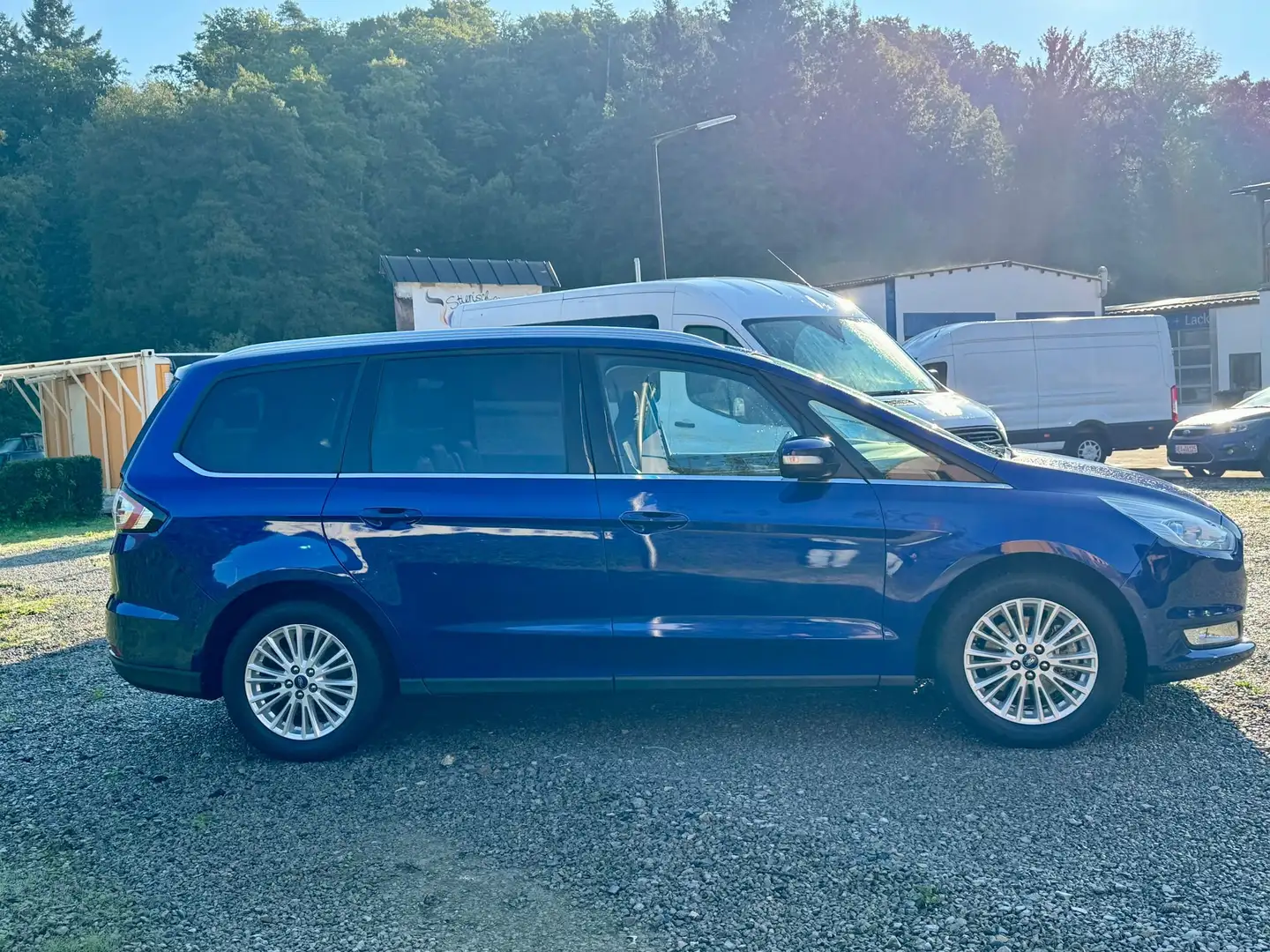 Ford Galaxy Titanium 240PS*7 Sitze* schon ab 199,-€ p.M Blau - 1