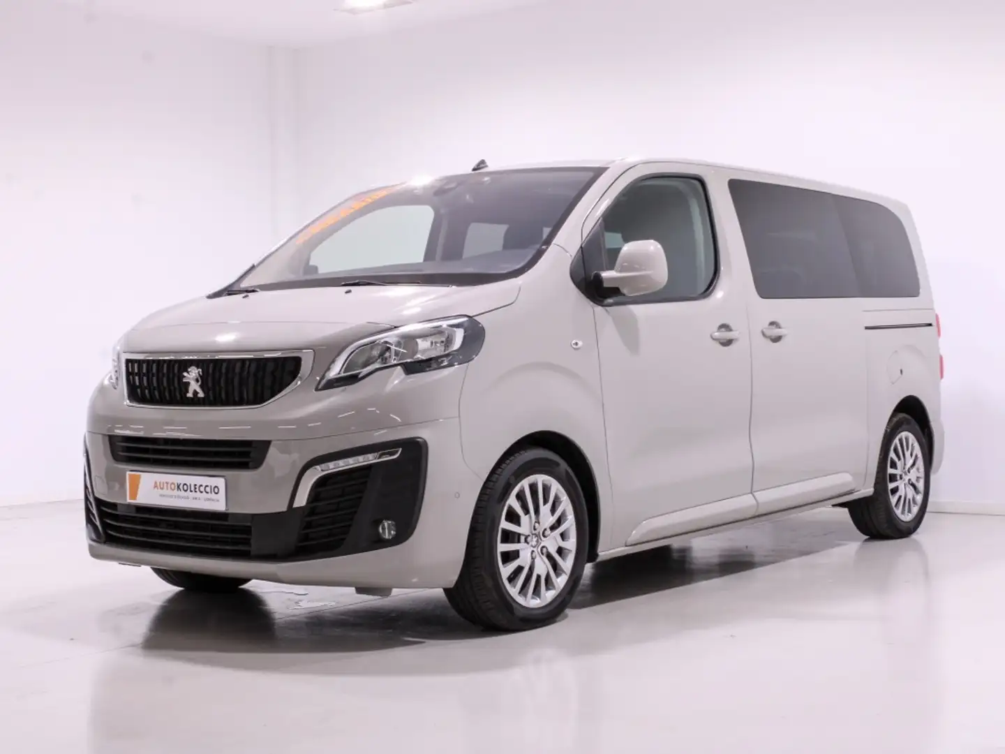 Peugeot Traveller 2.0 BLUEHDI 128KW AUTO LONG ACTIVE 180 5 Beige - 1