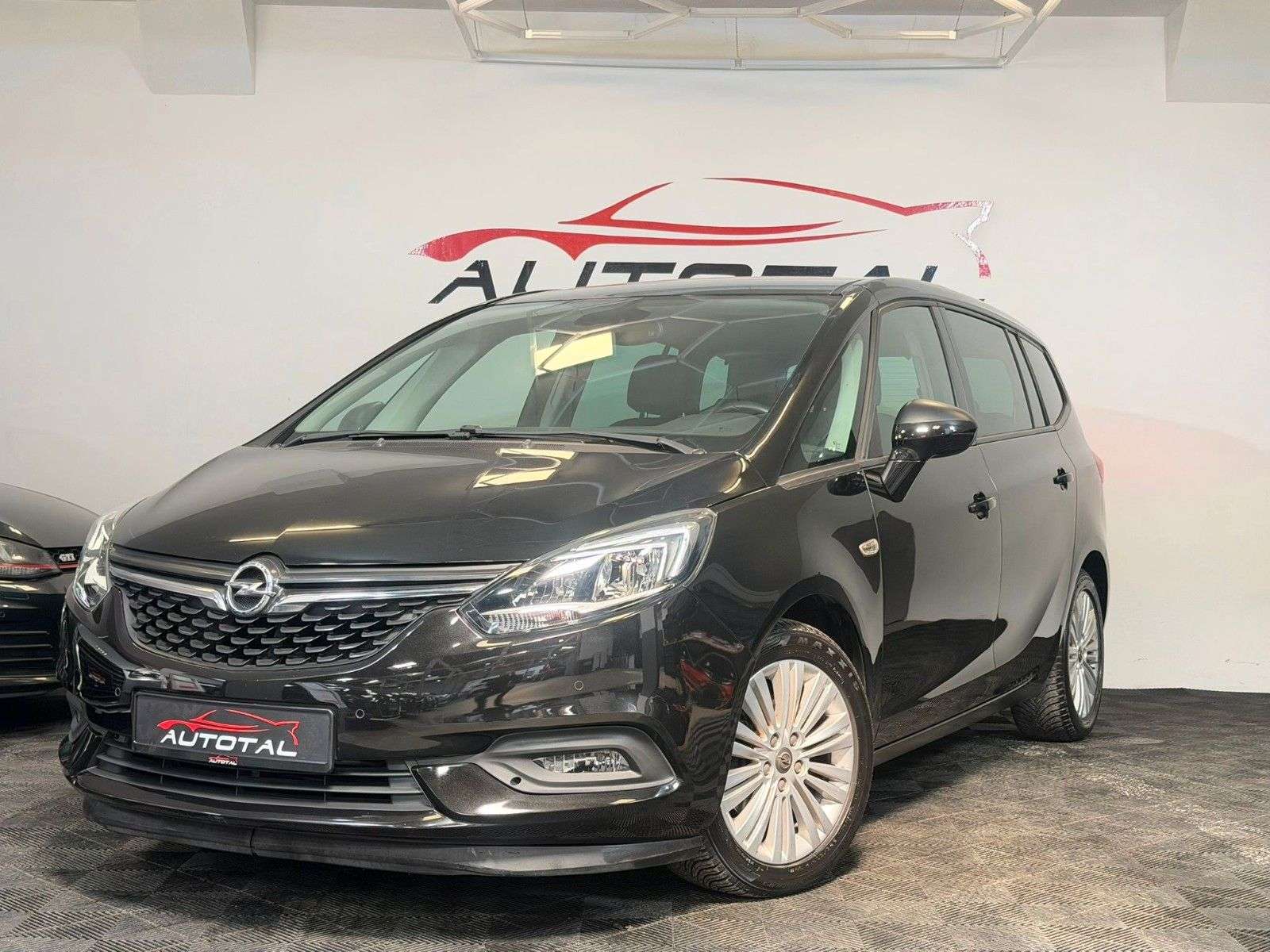 Second hand Opel Zafira 1.4
