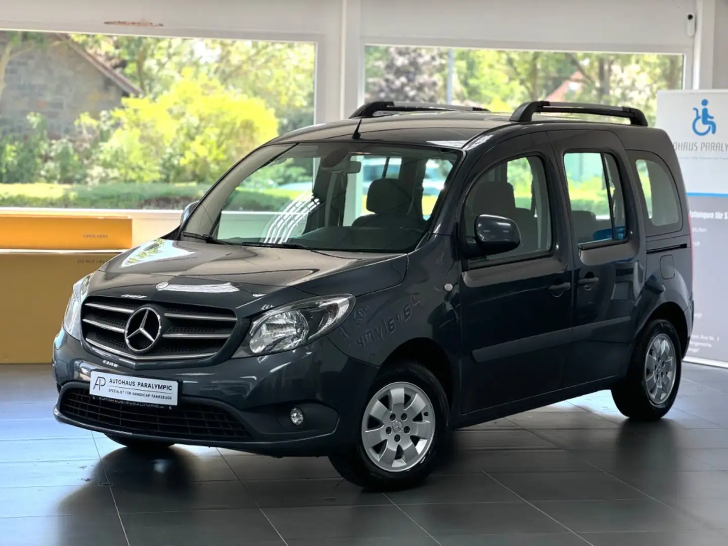 Mercedes-Benz Citan Kombi 111 CDI lang Grau - 2