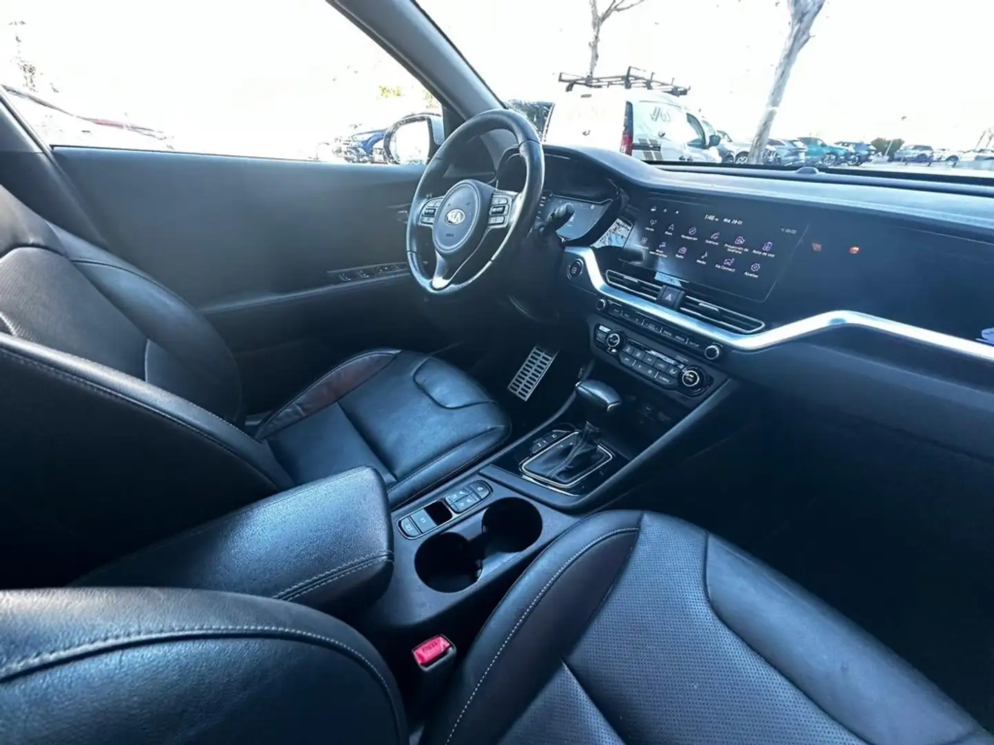 Kia Niro 1.6 HEV Emotion Grau - 2