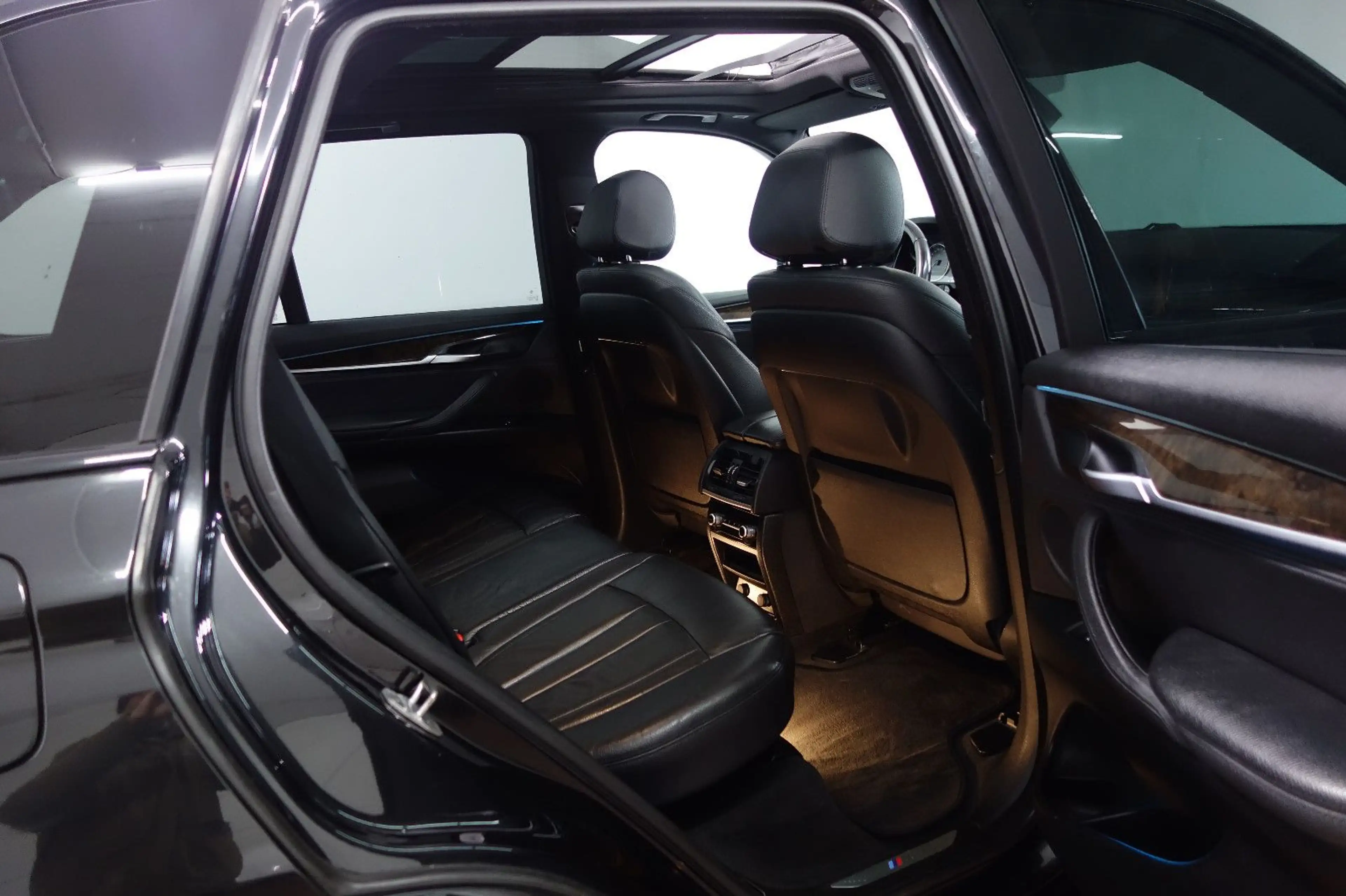 BMW X5 d xDrive M-Sportpaket Panorama/LED/7-Sitze/19 — photo 12
