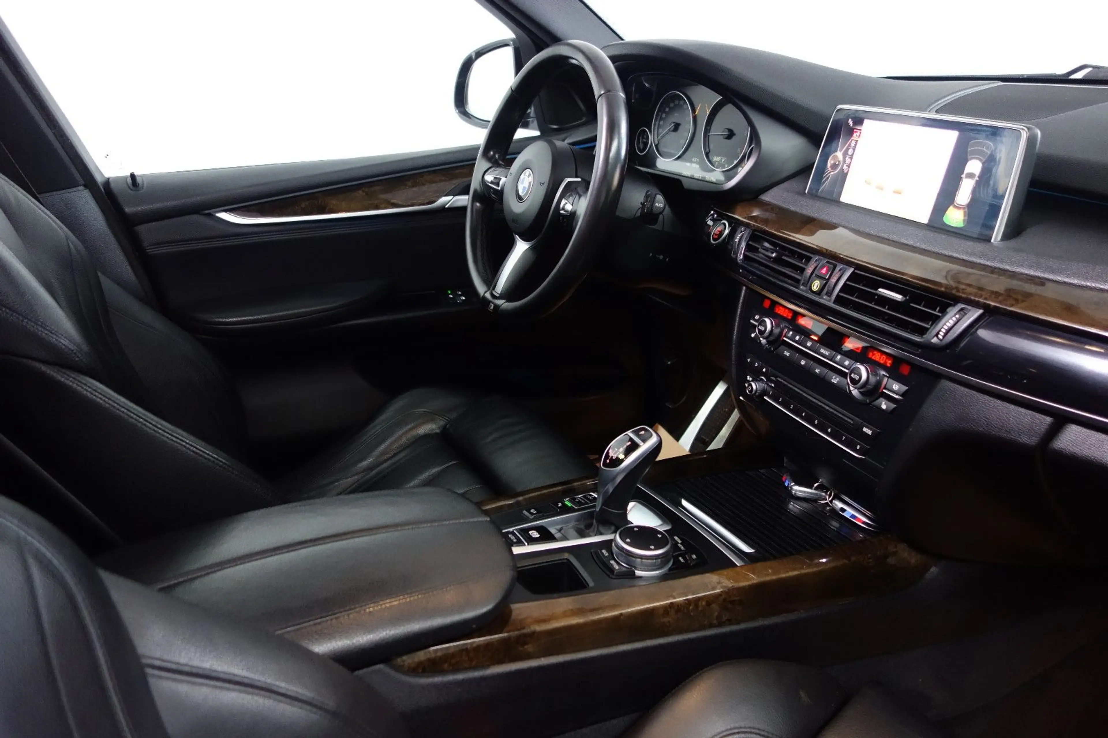 BMW X5 d xDrive M-Sportpaket Panorama/LED/7-Sitze/19 — photo 8