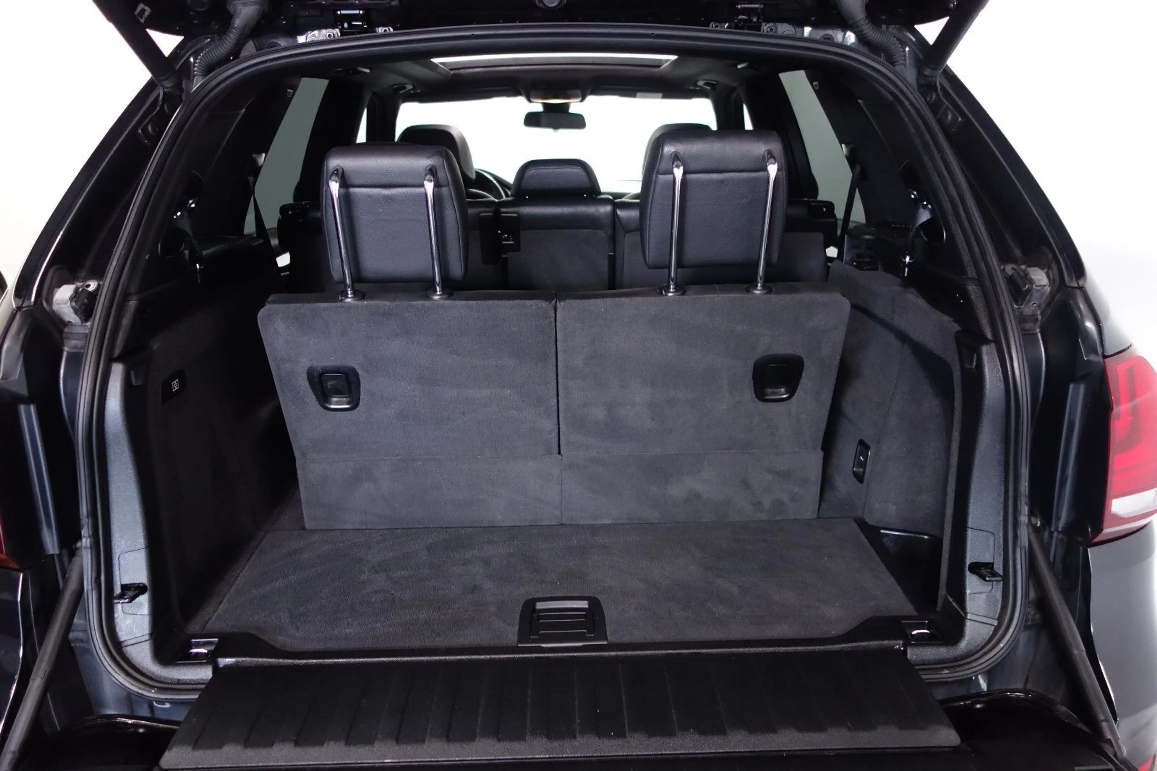 BMW X5 d xDrive M-Sportpaket Panorama/LED/7-Sitze/19 — photo 14