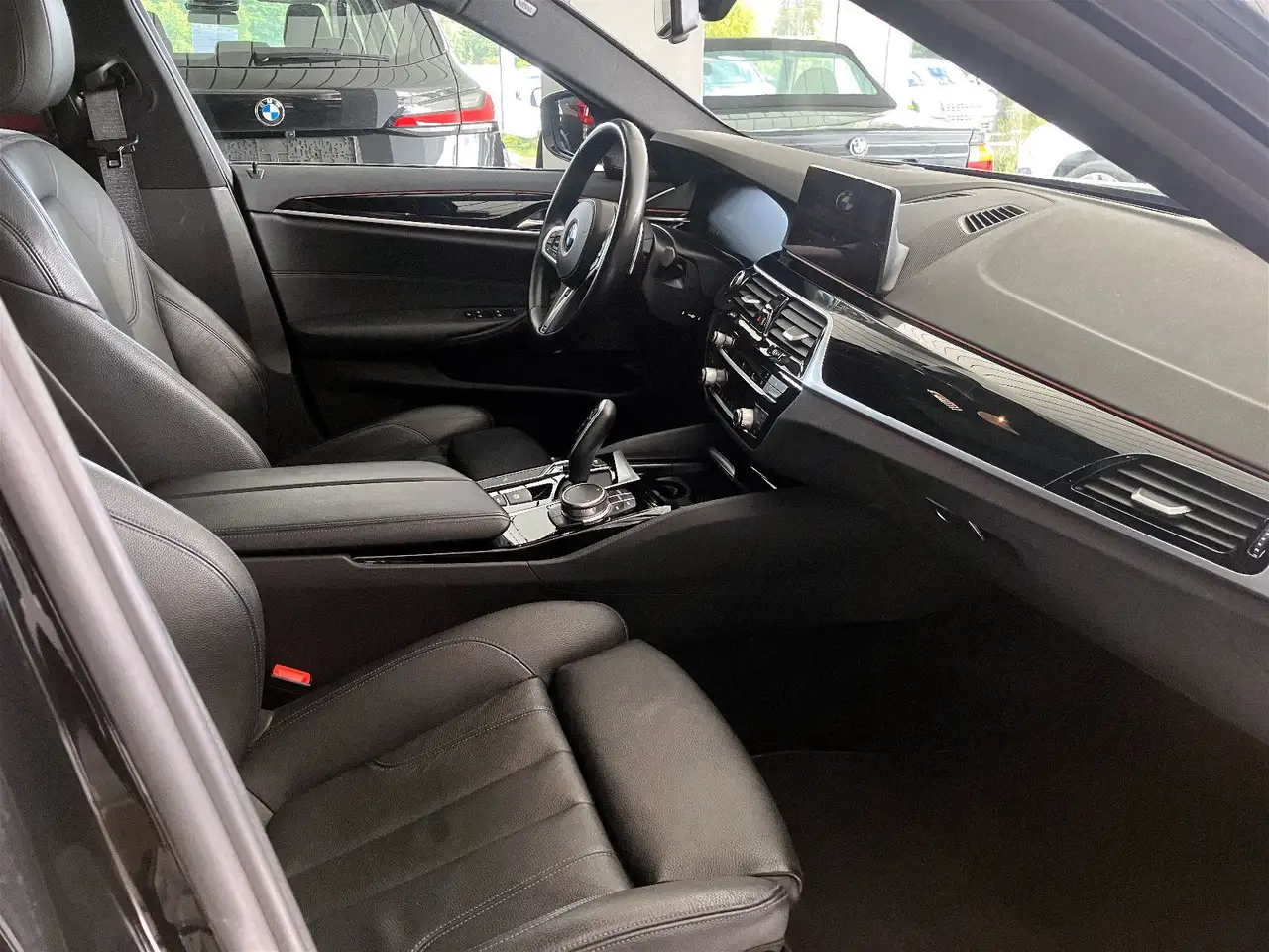 2019 BMW 530 xd M-Sport/Harman-Kardon/Aktivtemp/HuD/Live+, photograph 7