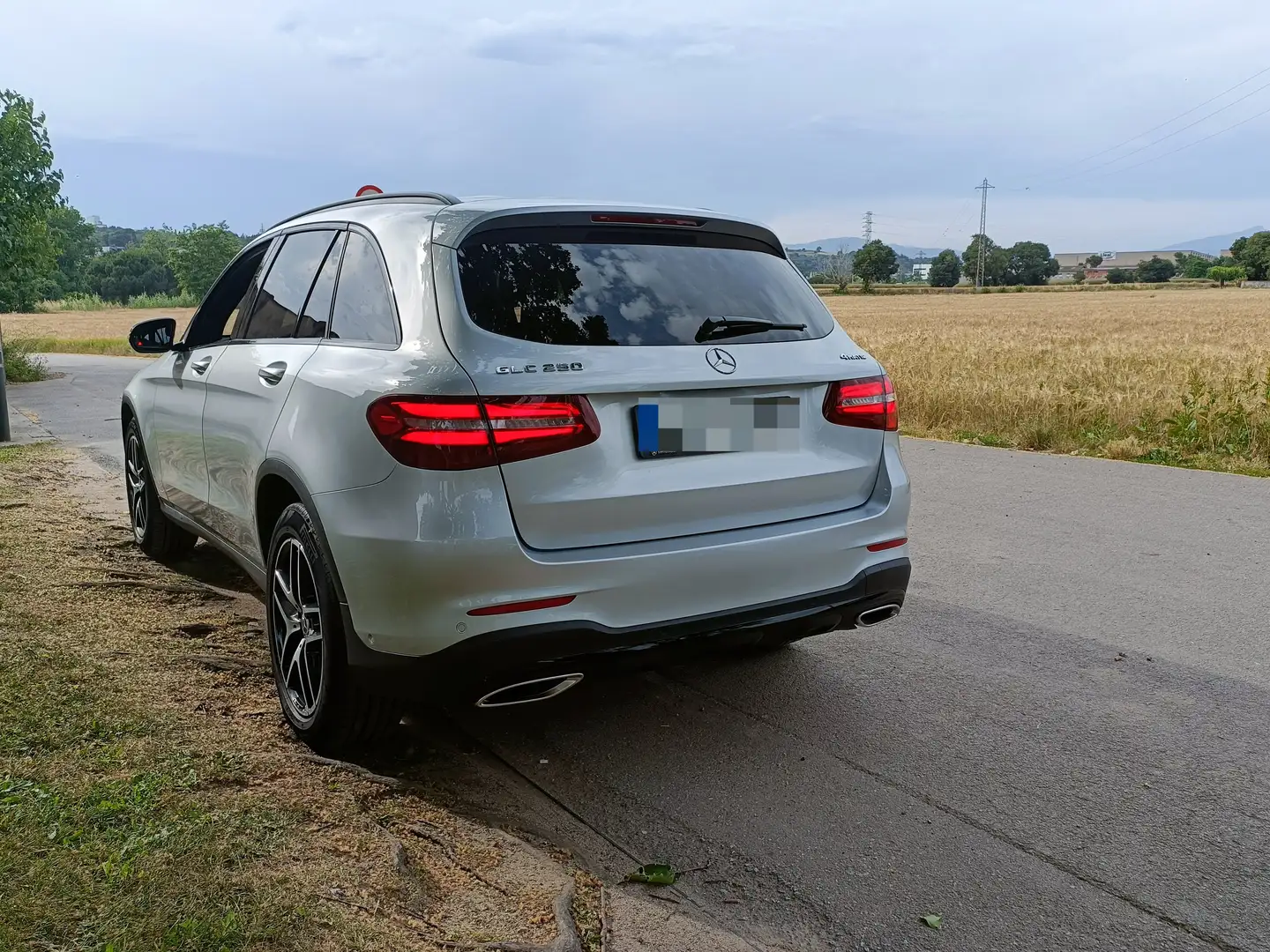 Mercedes-Benz GLC 250 GLC 250 4Matic Aut. Argent - 2