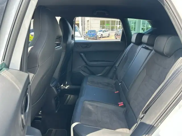 Cupra Ateca view 11
