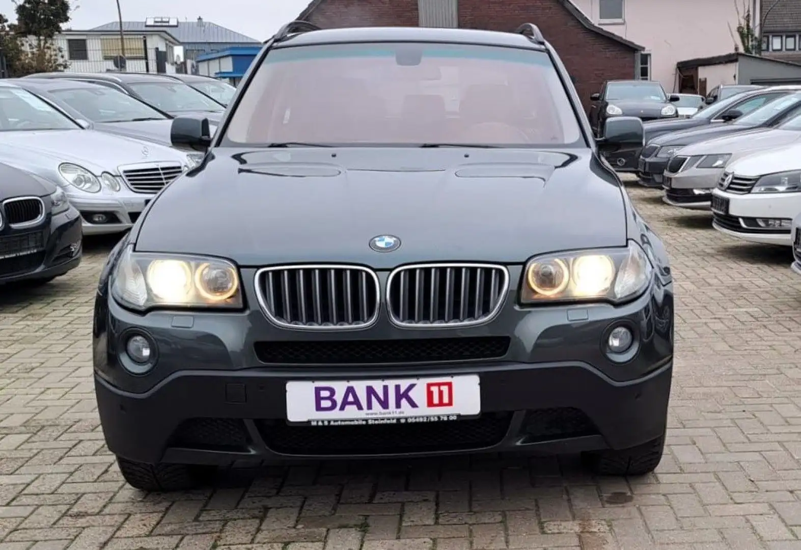 BMW X3 Baureihe X3 2.5si/MFL/Gasanlage/Temp/SHZ/Auto Grün - 2
