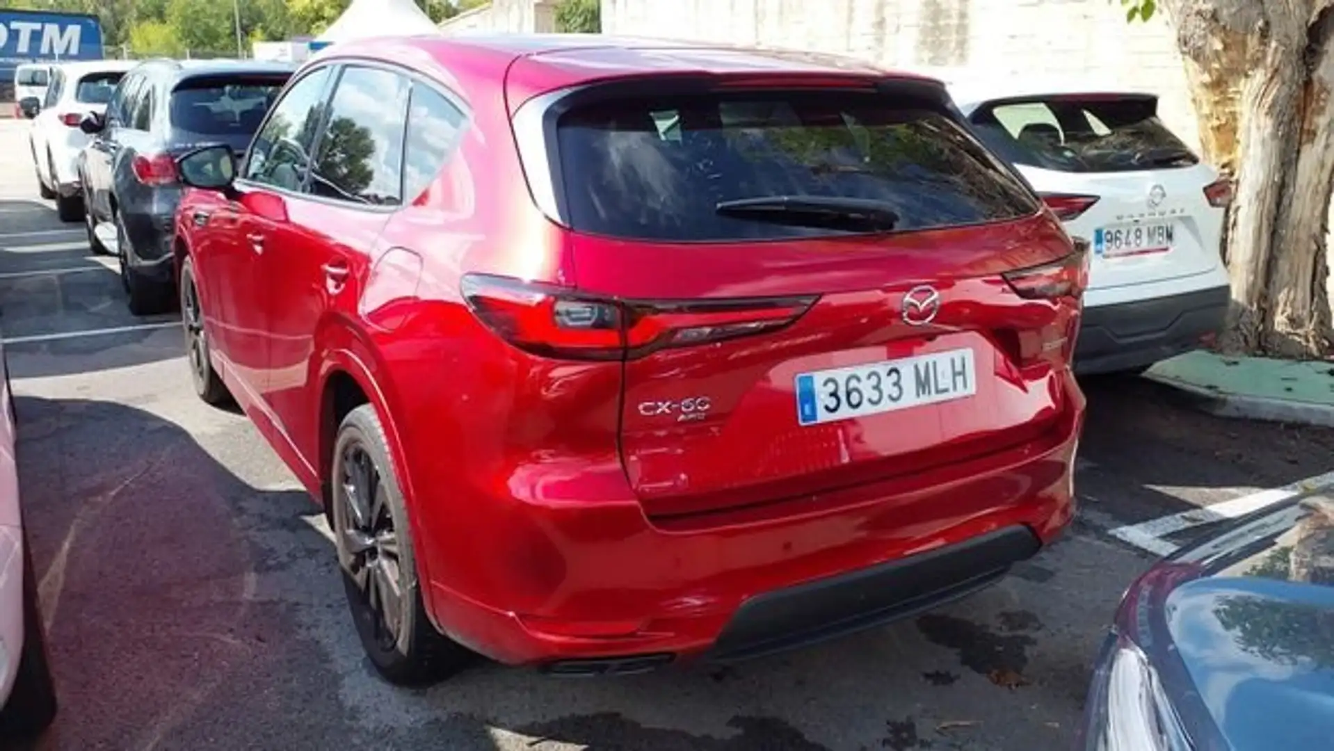 Mazda CX-60 2.5L e-Skyactiv-G PHEV Homura Com-P AWD Rojo - 2