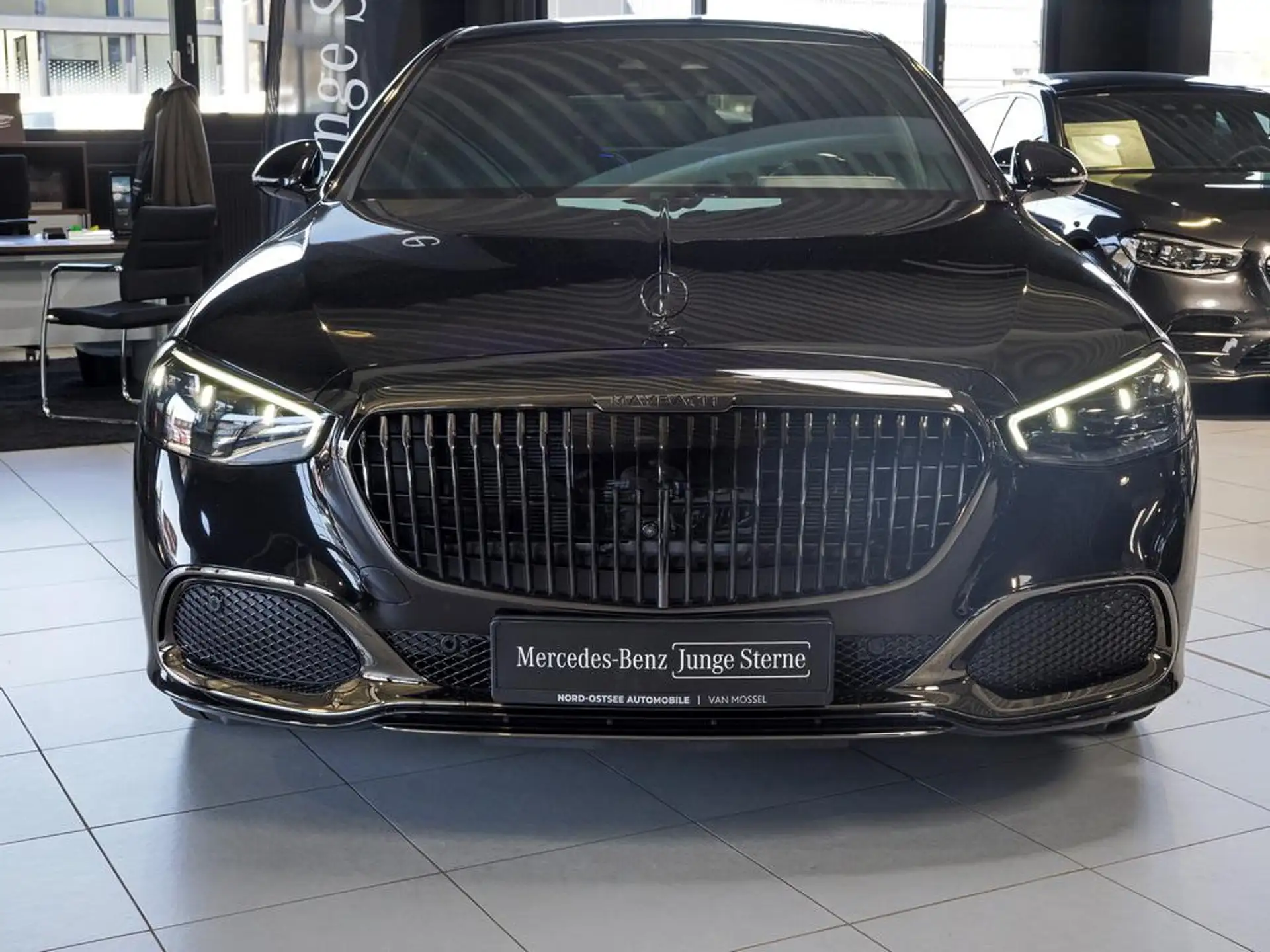 벤츠 S-클래스 S 680 2025 검정 사진 3