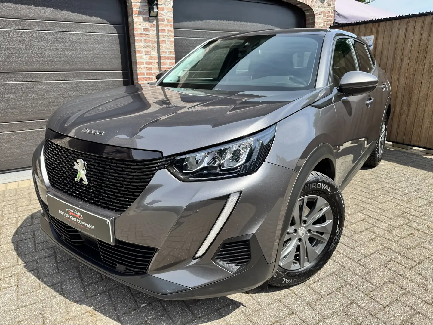 Peugeot 2008 | FULL LED | AUTO AIRCO | PDC | CARPLAY | Grijs - 1