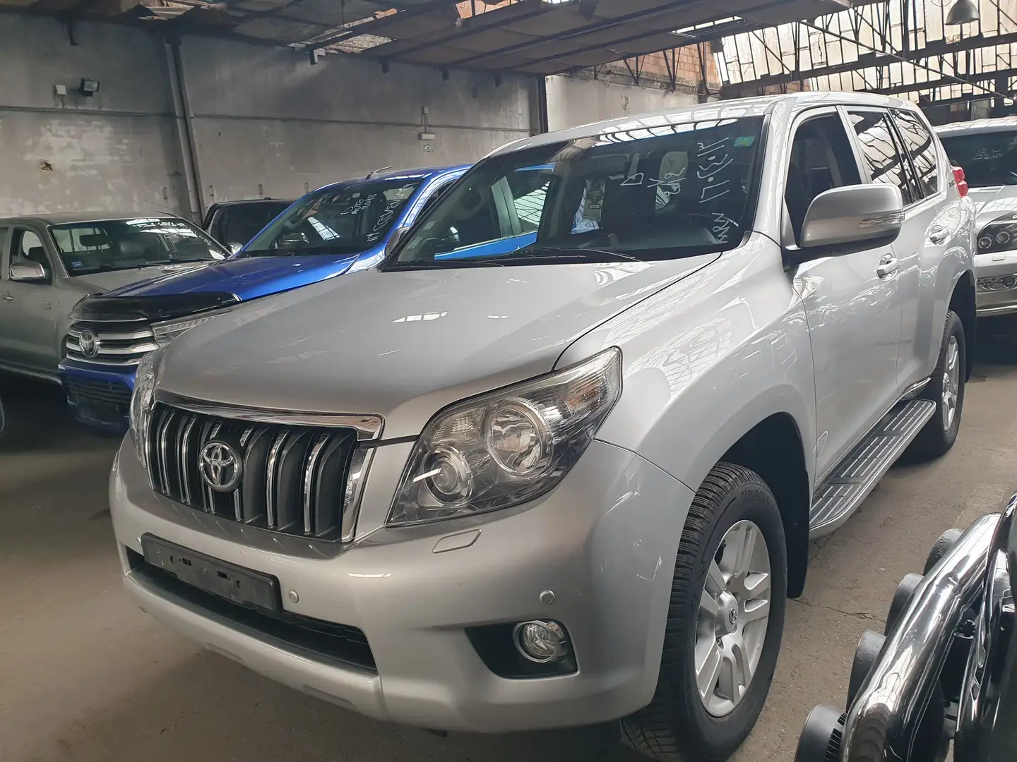 Toyota Land Cruiser Landcruiser 3.0 D-4D Legend Argent - 1