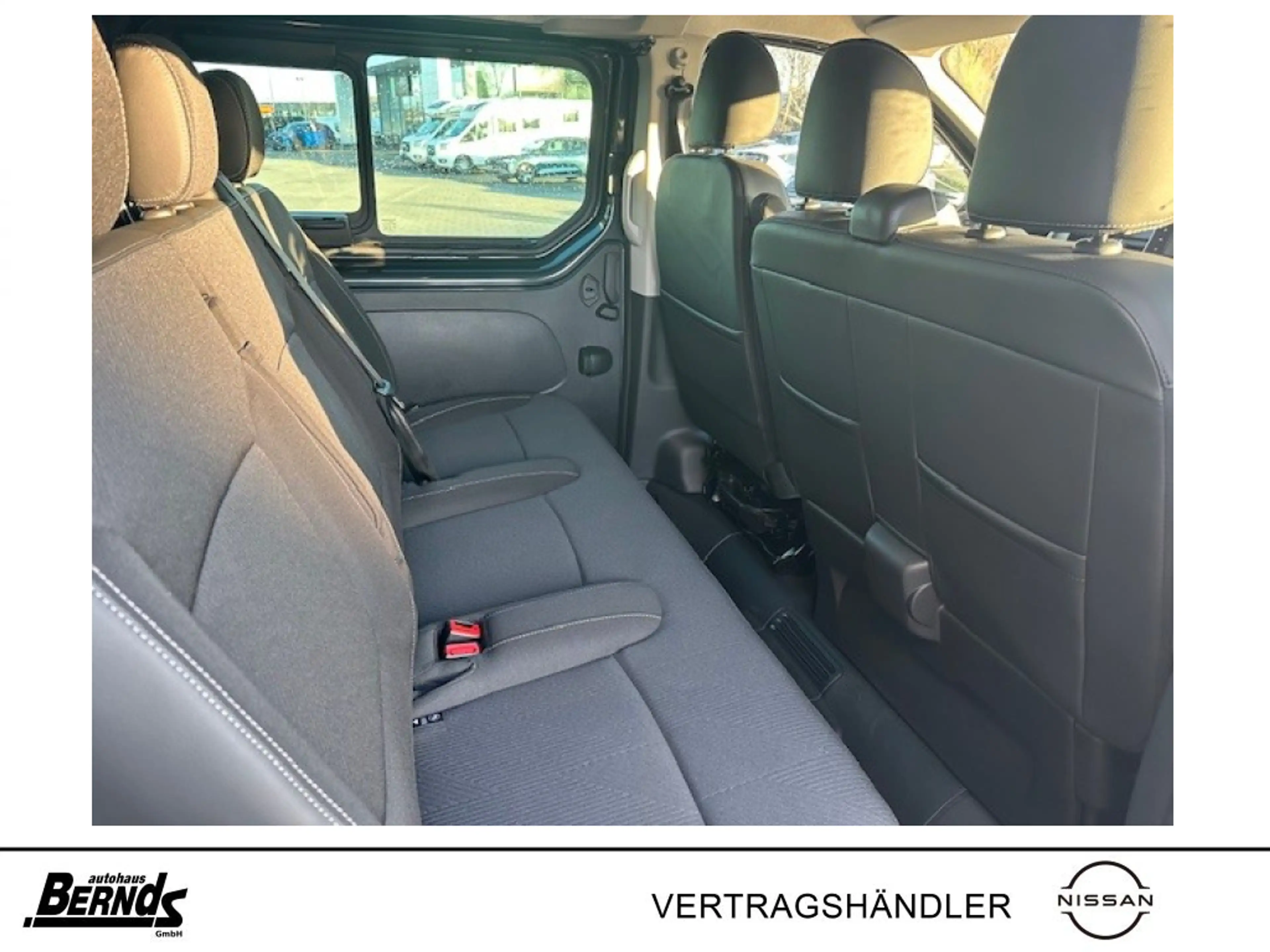 Nissan Primastar L1H1 dCi 150 9-SitzeTekna DESIGN-PAKET HECKKLAPPE — photo 9
