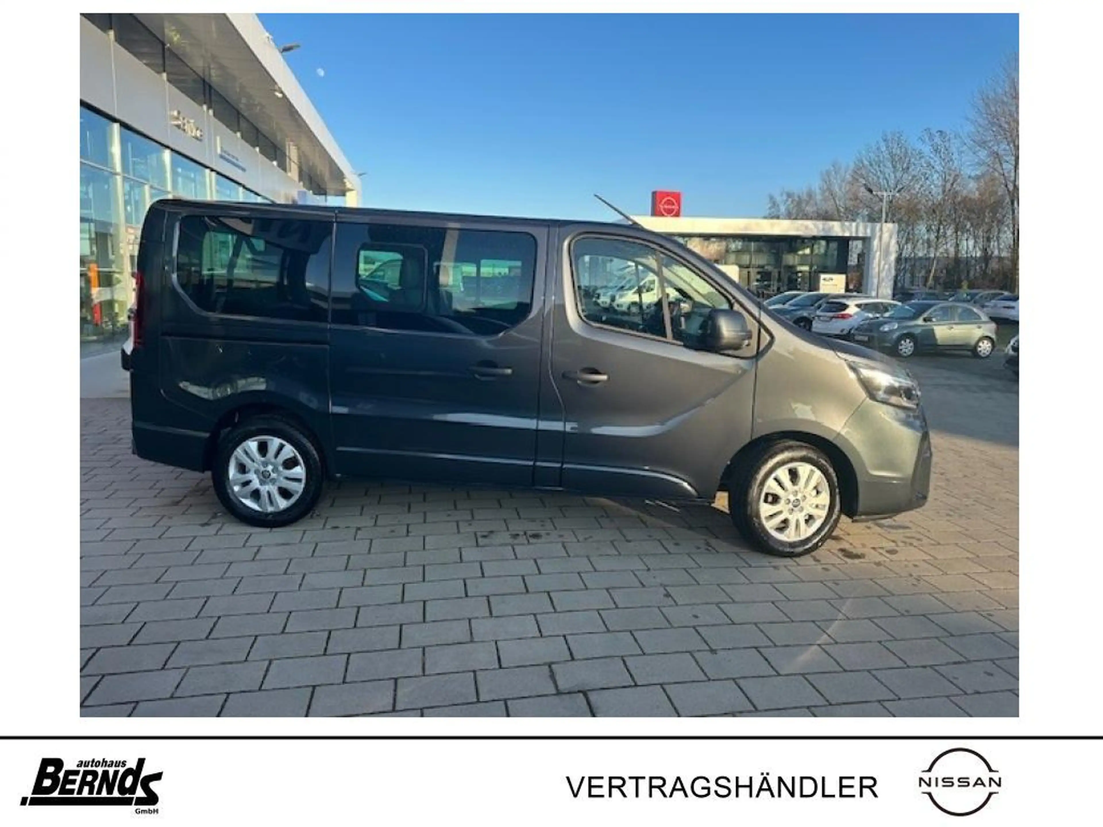 Nissan Primastar L1H1 dCi 150 9-SitzeTekna DESIGN-PAKET HECKKLAPPE — photo 4